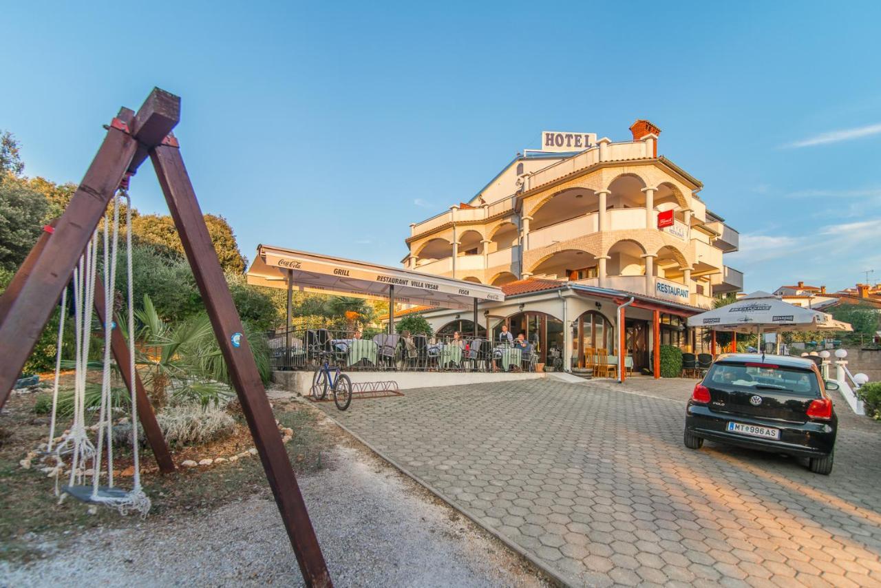 Hotel Villa Врсар Экстерьер фото
