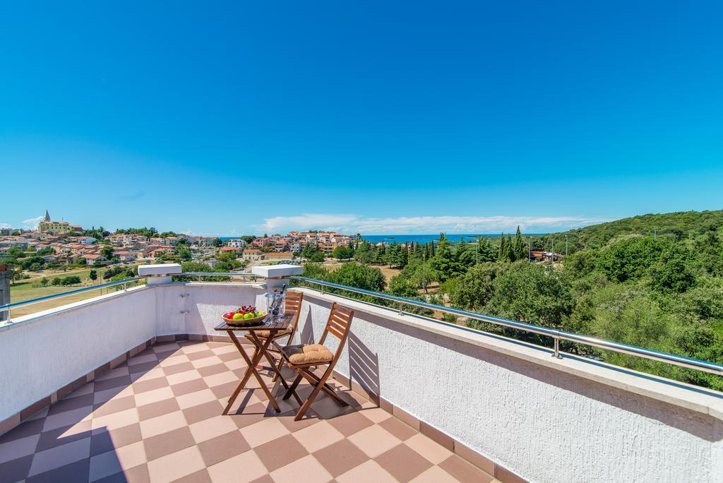 Hotel Villa Врсар Экстерьер фото